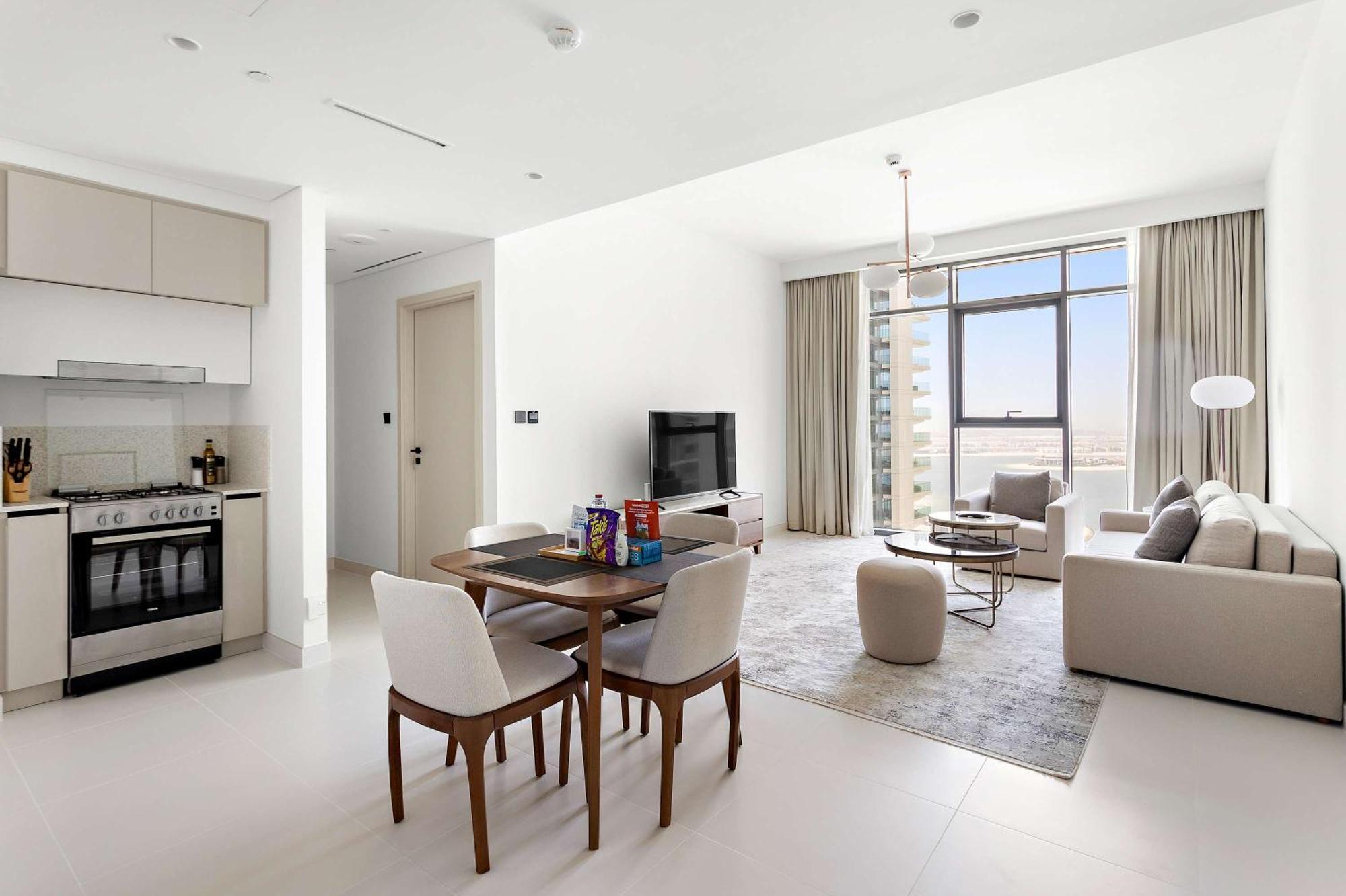 Silkhaus Mid Floor Marina Vista With Private *